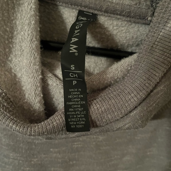 GAIAM yoga hoodies set of 2. Size S Like New - Picture 2 of 4
